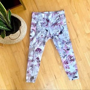 Athleta | Salutation Stash Pocket Peony Leggings
